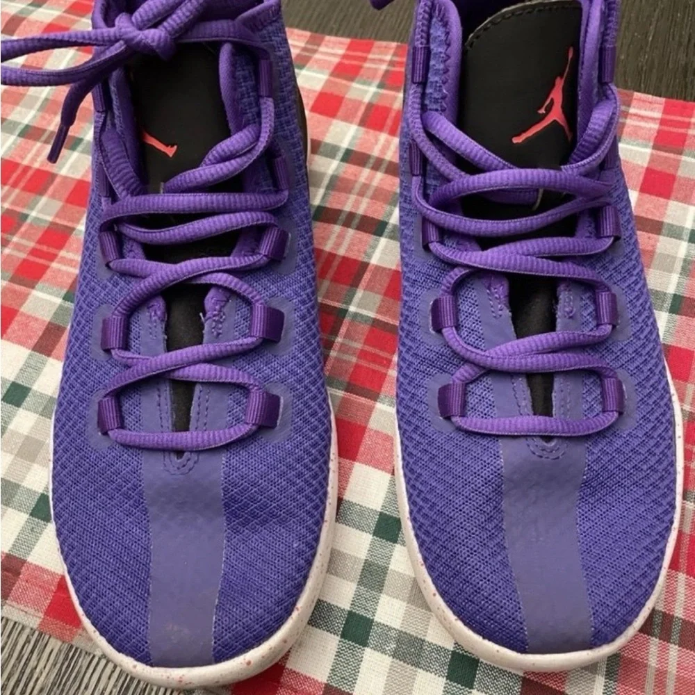 Nike stylish purple